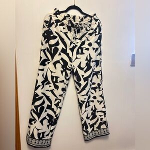 Chic and comfortable Maison d’Amelie wide-leg pants